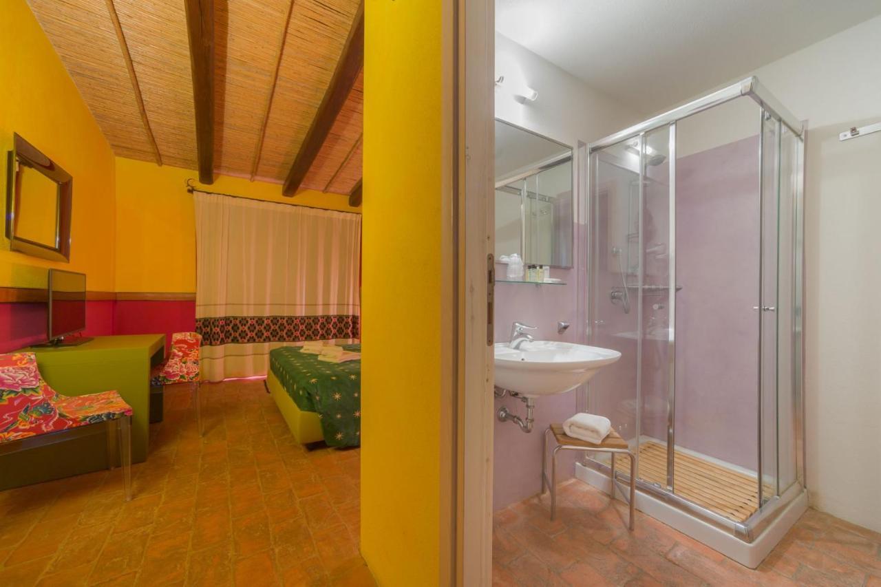 Janas Country Hotel Mores