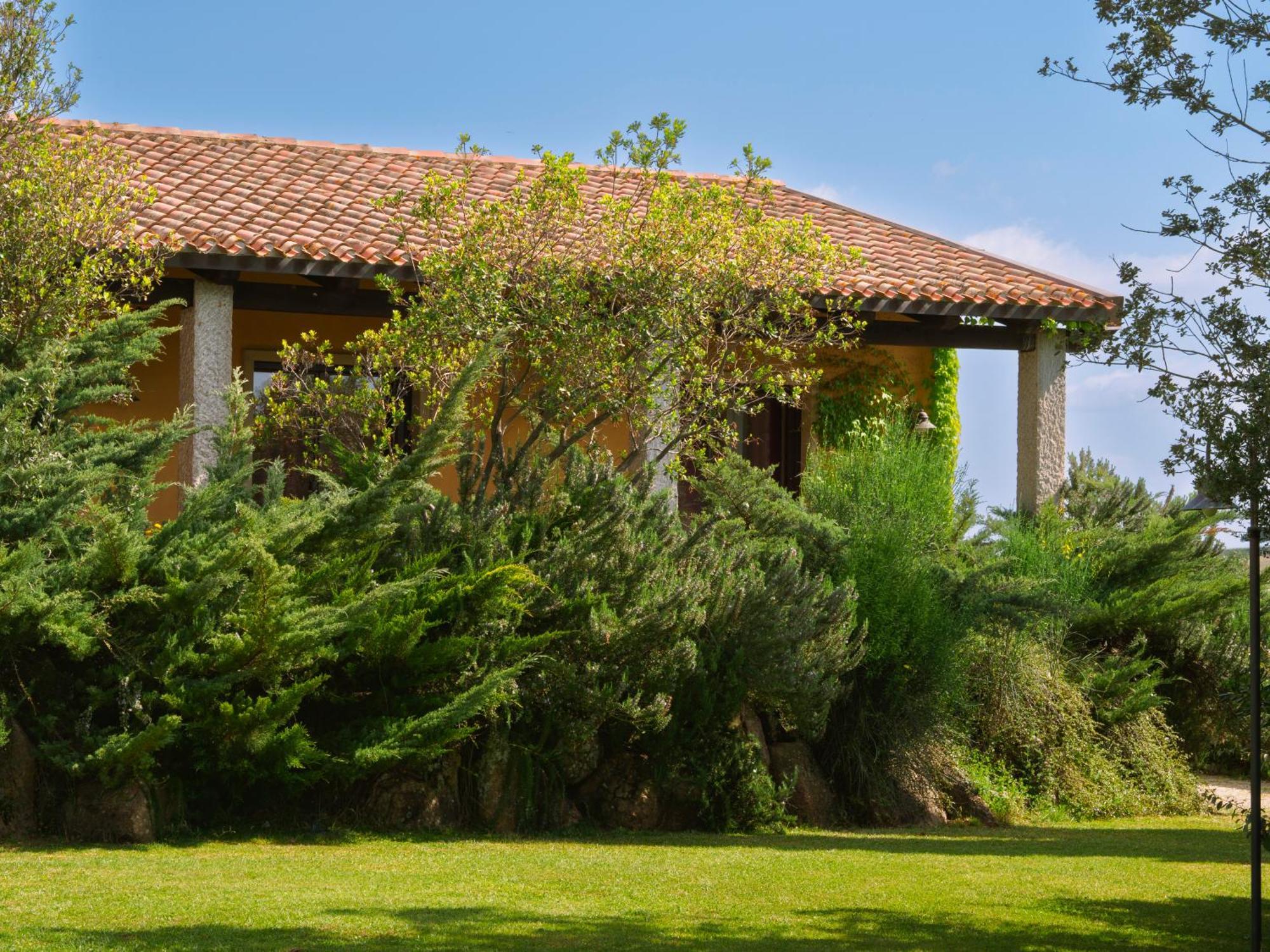 Hotel Janas Country 3*